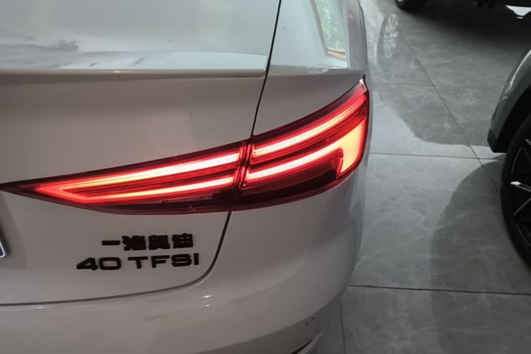 Audi A3 2019 #8 Audi A3 2019 car image #8
