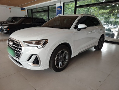 Audi Q3 2025 Audi Q3 2025 car image
