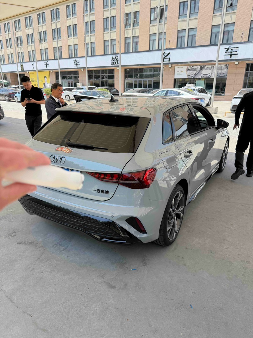 Audi A3 2024 immagine di auto #4