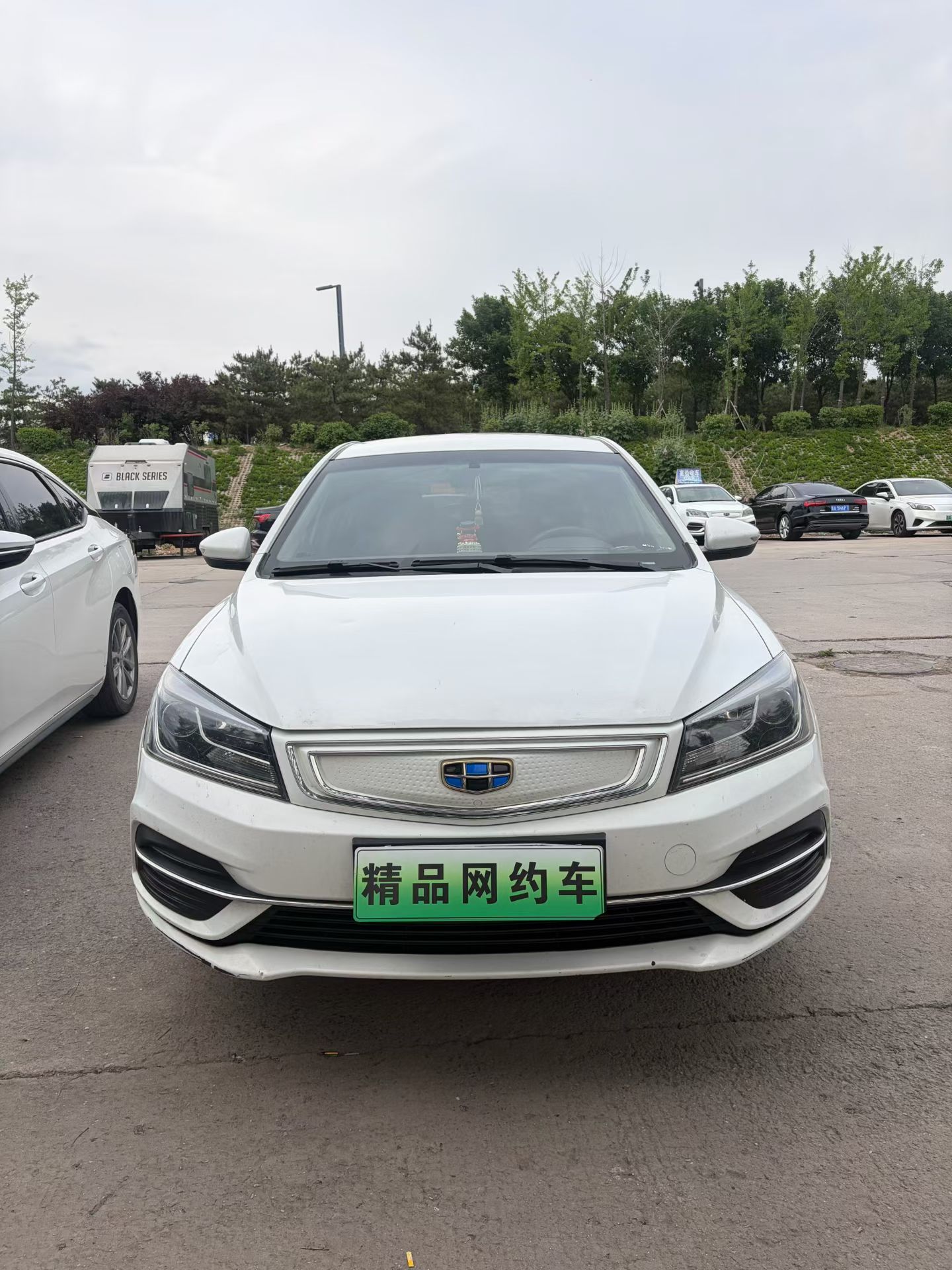 GEELY Emgrand New Energy 2019 car image #2