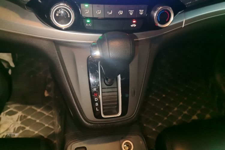 Honda CR-V 2016 #16 Honda CR-V 2016 car image #16