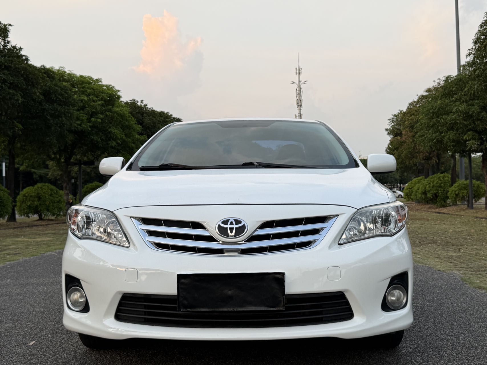 Toyota Corolla 2013 immagine di auto #2