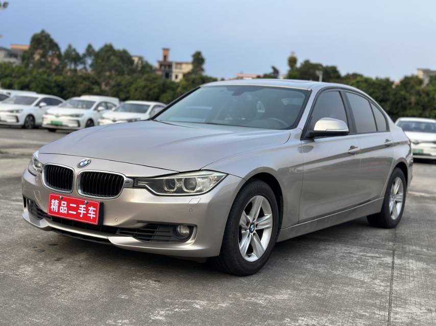 BMW 3 Series 2015 BMW 3 Series 2015 immagine di auto