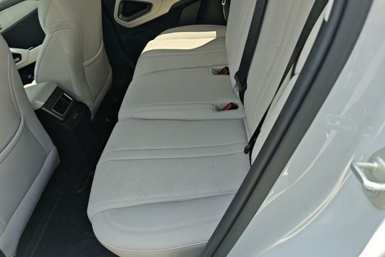 BYD YuanUP 2026 car image #17