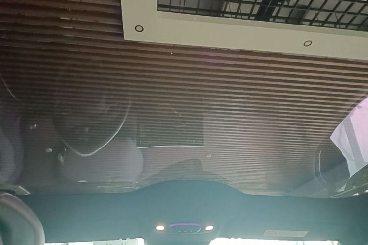 MI SU7 2024 car image #18