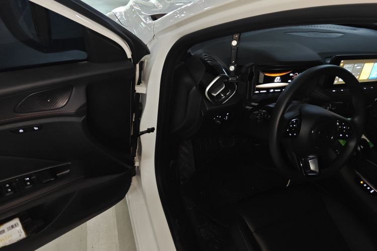 名爵 MG5 2025 汽车图片 #9