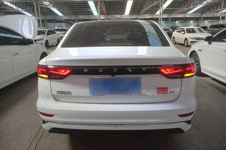 GEELY Emgrand 2023 immagine di auto #6