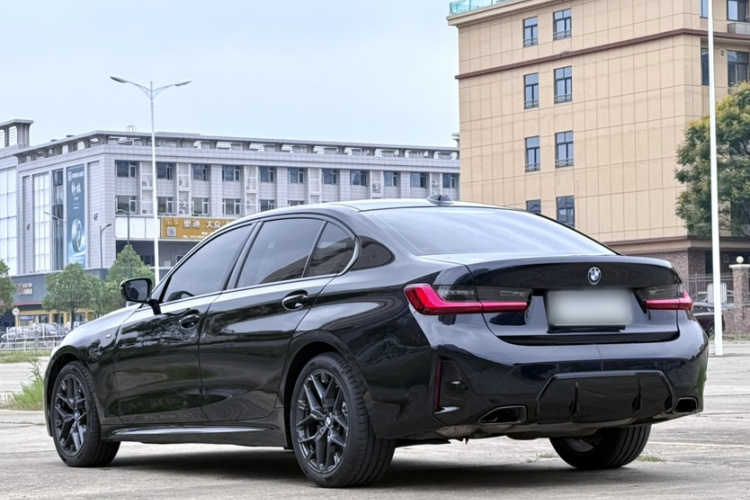 BMW 3 Series 2026 car image #7