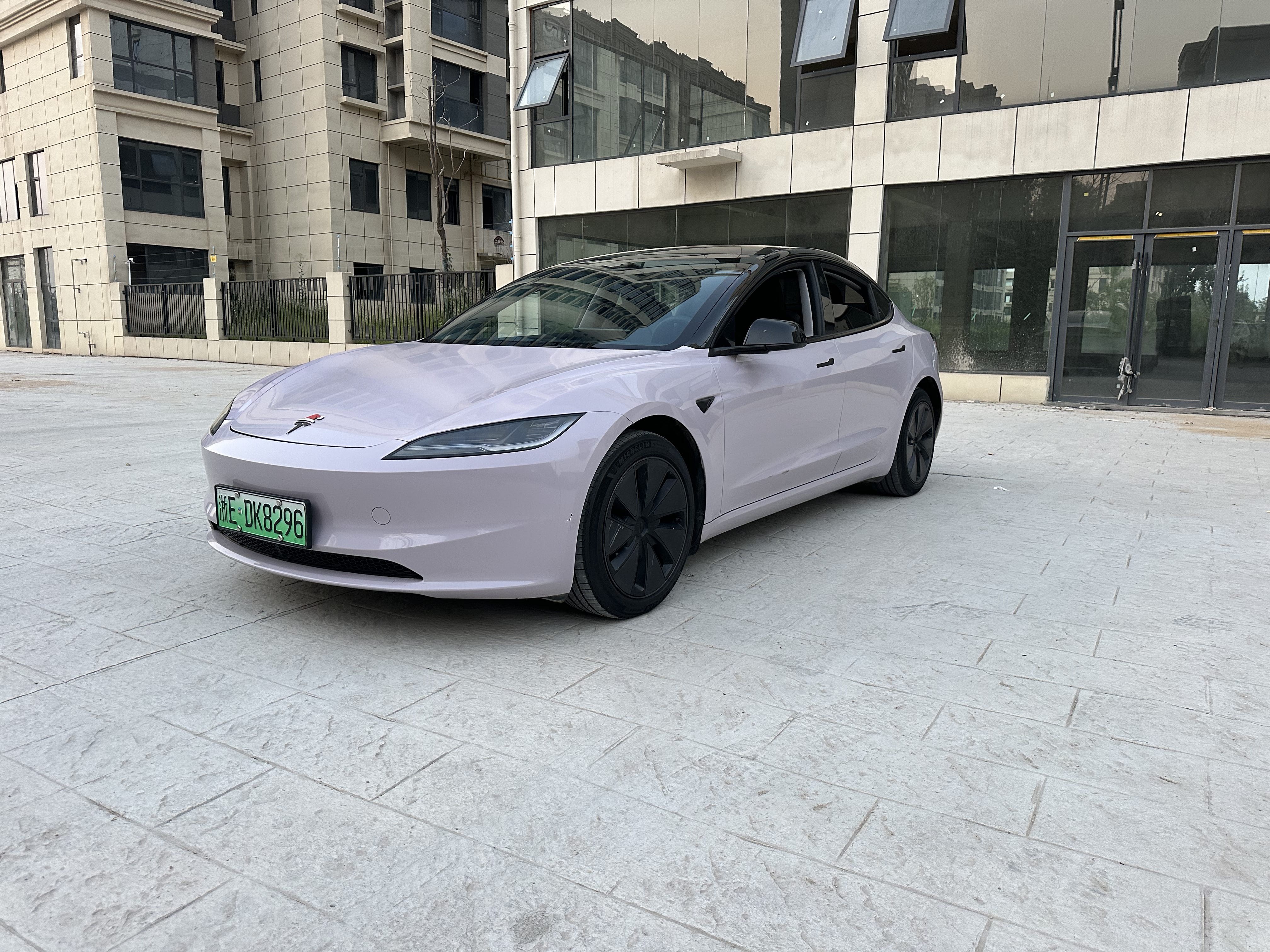 Tesla Model 3 2024 Tesla Model 3 2024 car image