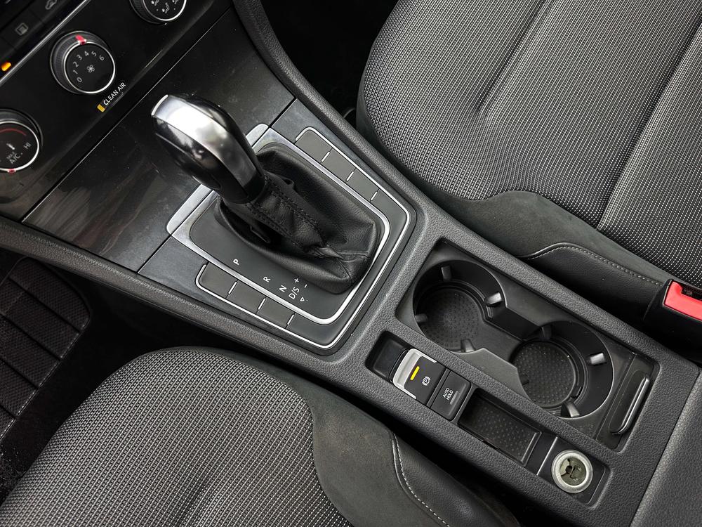 Volkswagen Golf 2018 #25 Volkswagen Golf 2018 car image #25