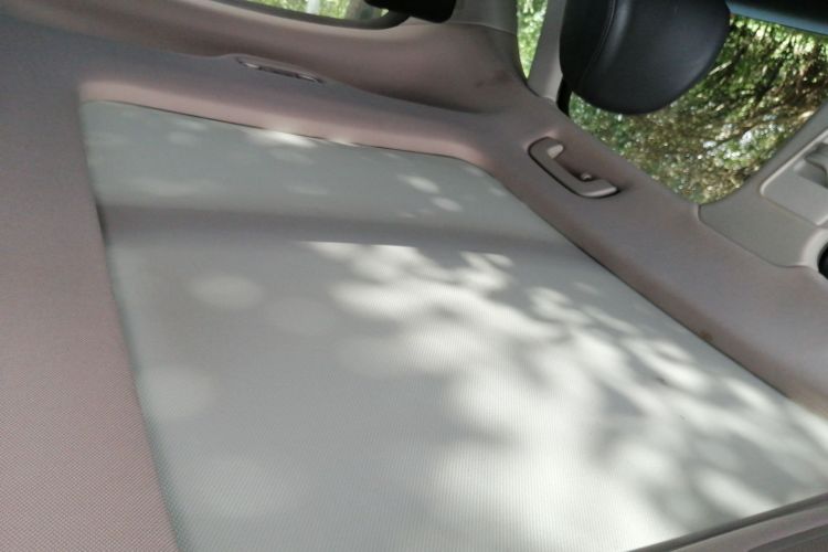 Audi Q3 2017 car image #16