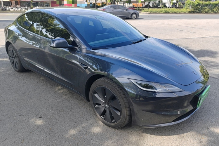 Tesla Model 3 2025 #4 Tesla Model 3 2025 car image #4