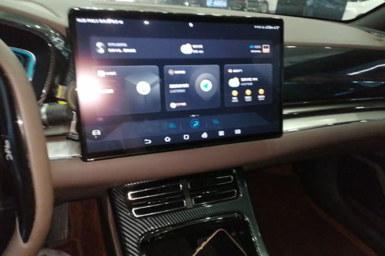 BYD Han 2021 car image #13