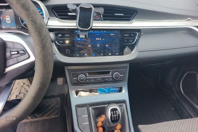 GEELY Emgrand 2019 car image #15