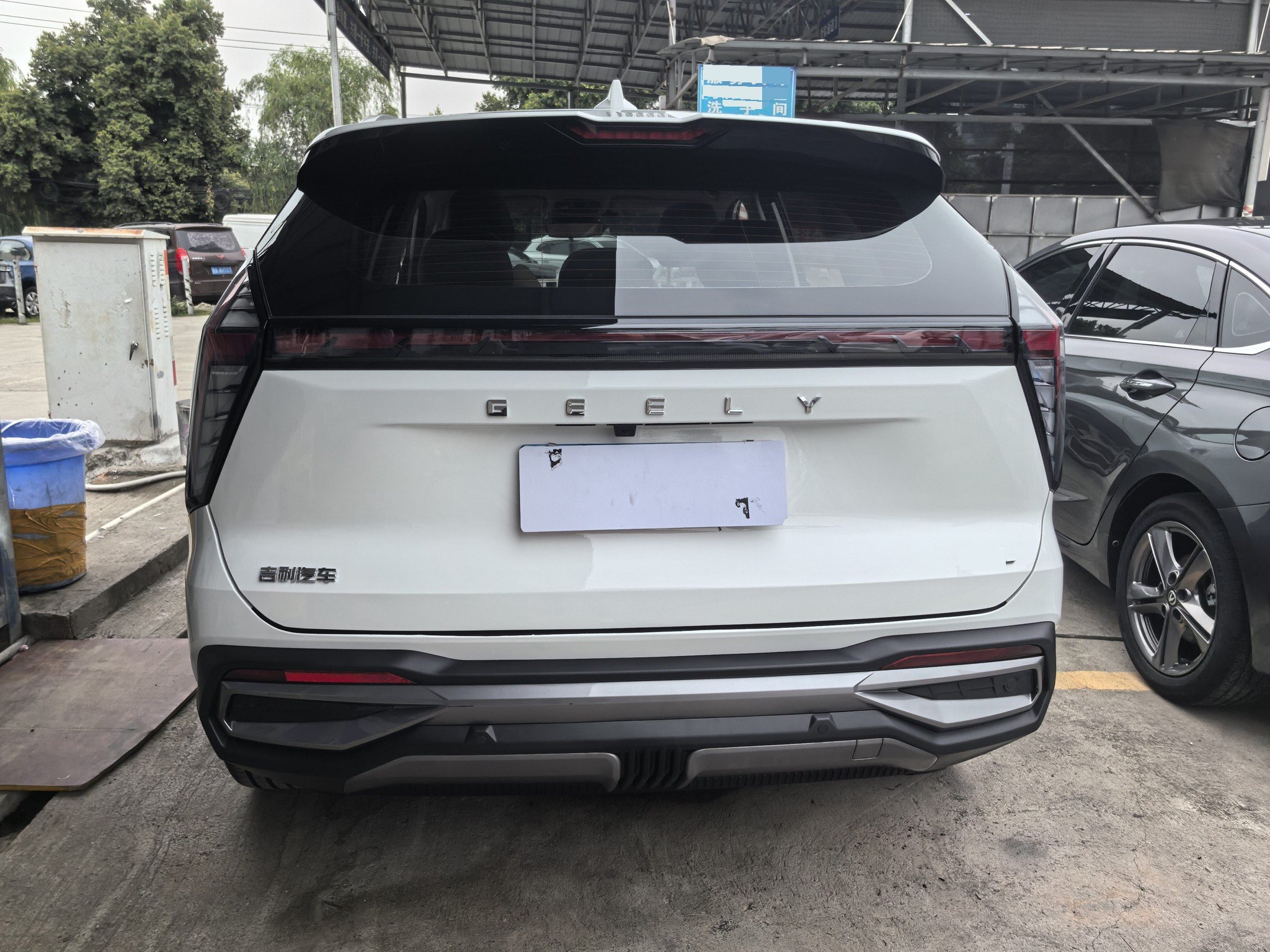 GEELY Boyue L 2024 car image #5