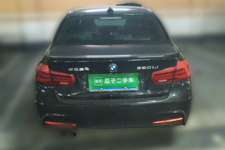 BMW 3 Series 2018 #4 BMW 3 Series 2018 car image #4