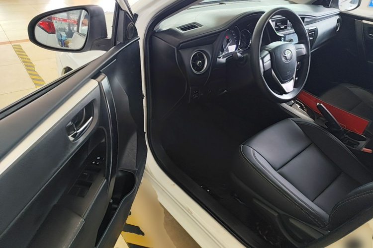 Toyota Corolla 2017 #16 Toyota Corolla 2017 car image #16