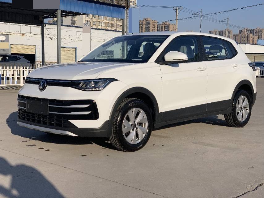 Volkswagen Tharu 2026 car image 