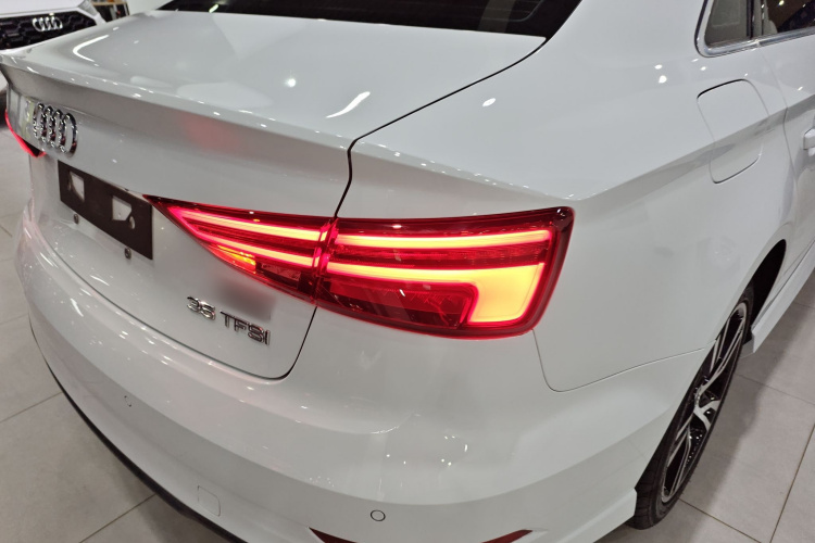 Audi A3 2021 car image #8