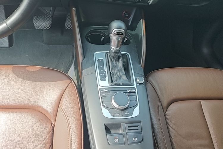 Audi A3 2015 immagine di auto #14