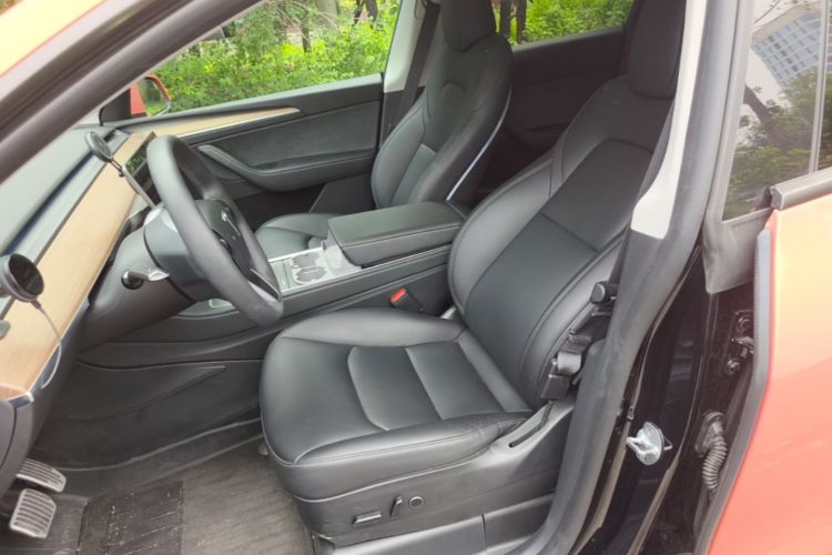 Tesla Model Y 2023 #15 Tesla Model Y 2023 car image #15