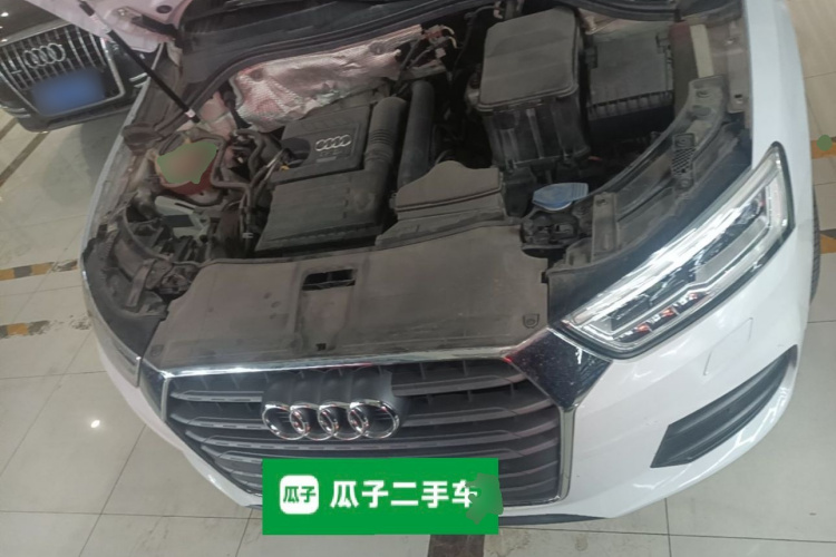 Audi Q3 2018 car image #20