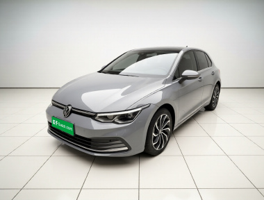 Volkswagen Golf 2022 car image 