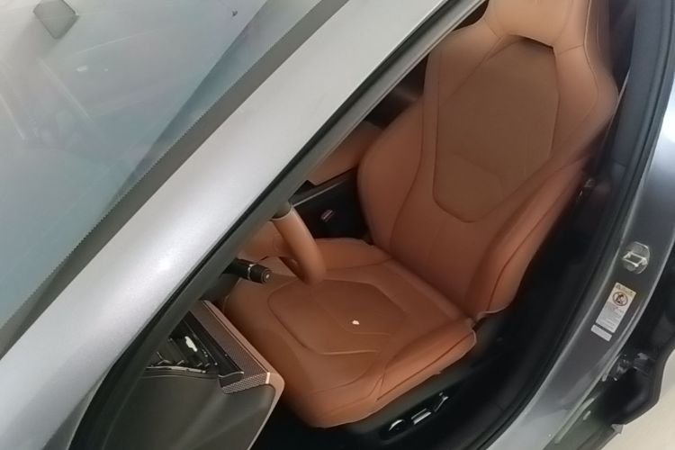 BYD Han 2022 car image #15