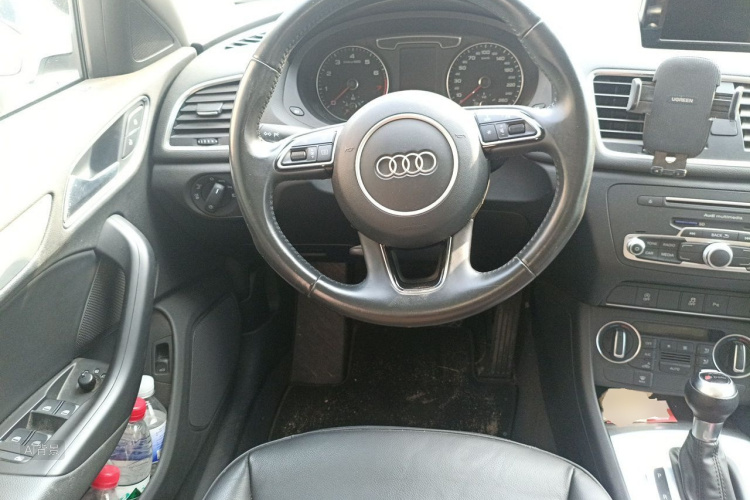 Audi Q3 2016 #12 Audi Q3 2016 car image #12