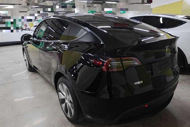 Tesla Model Y 2021 #5 Tesla Model Y 2021 car image #5