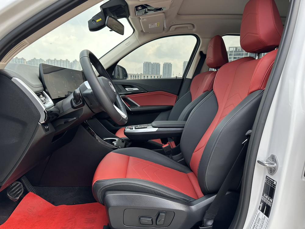 BMW X1 2023 car image #16