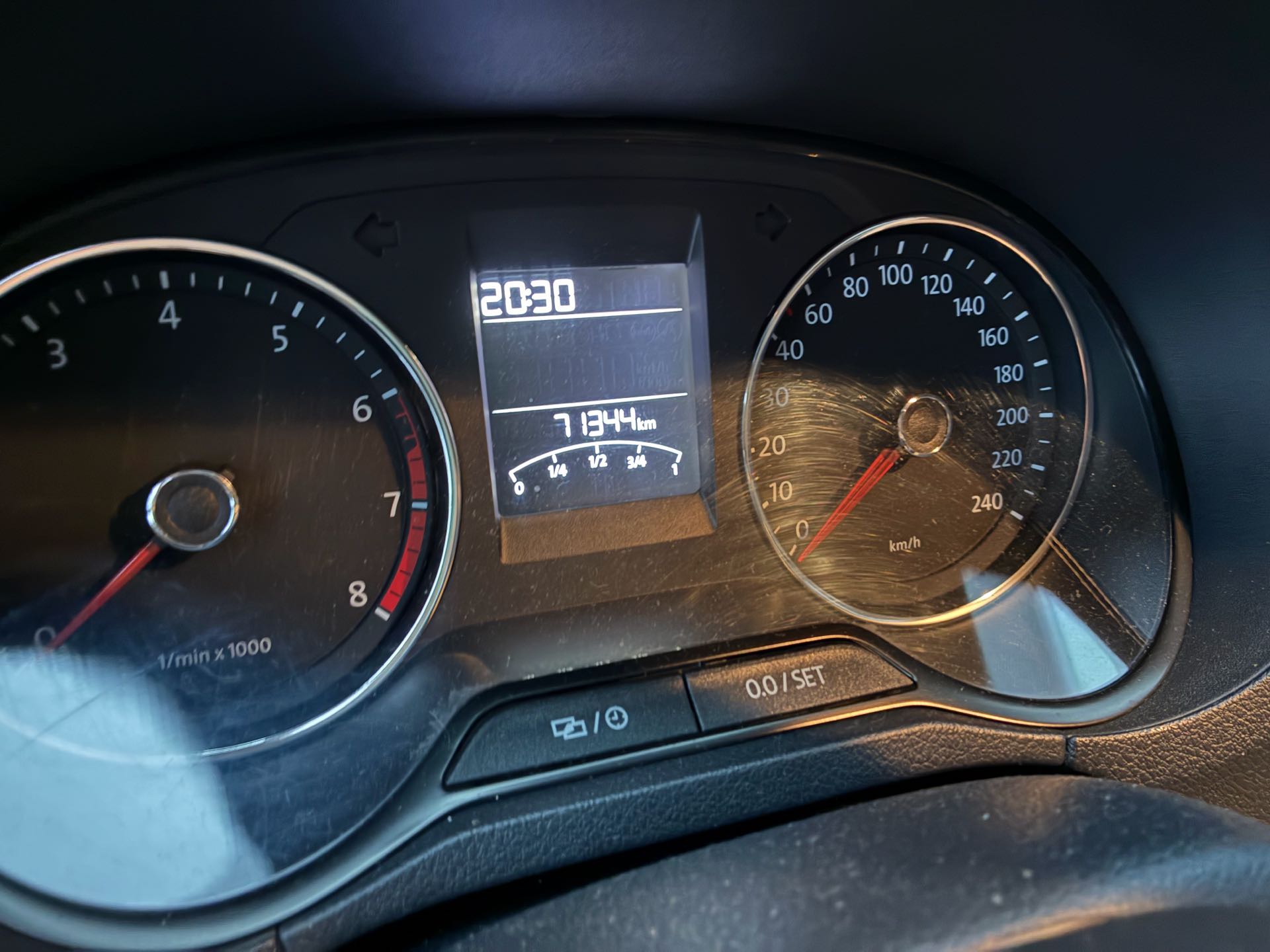 Volkswagen Polo 2015 #9 Volkswagen Polo 2015 car image #9