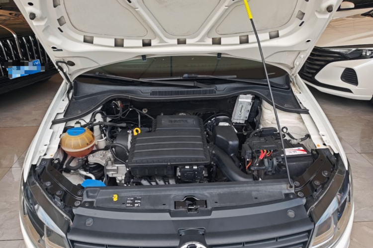 Volkswagen Polo 2016 car image #20