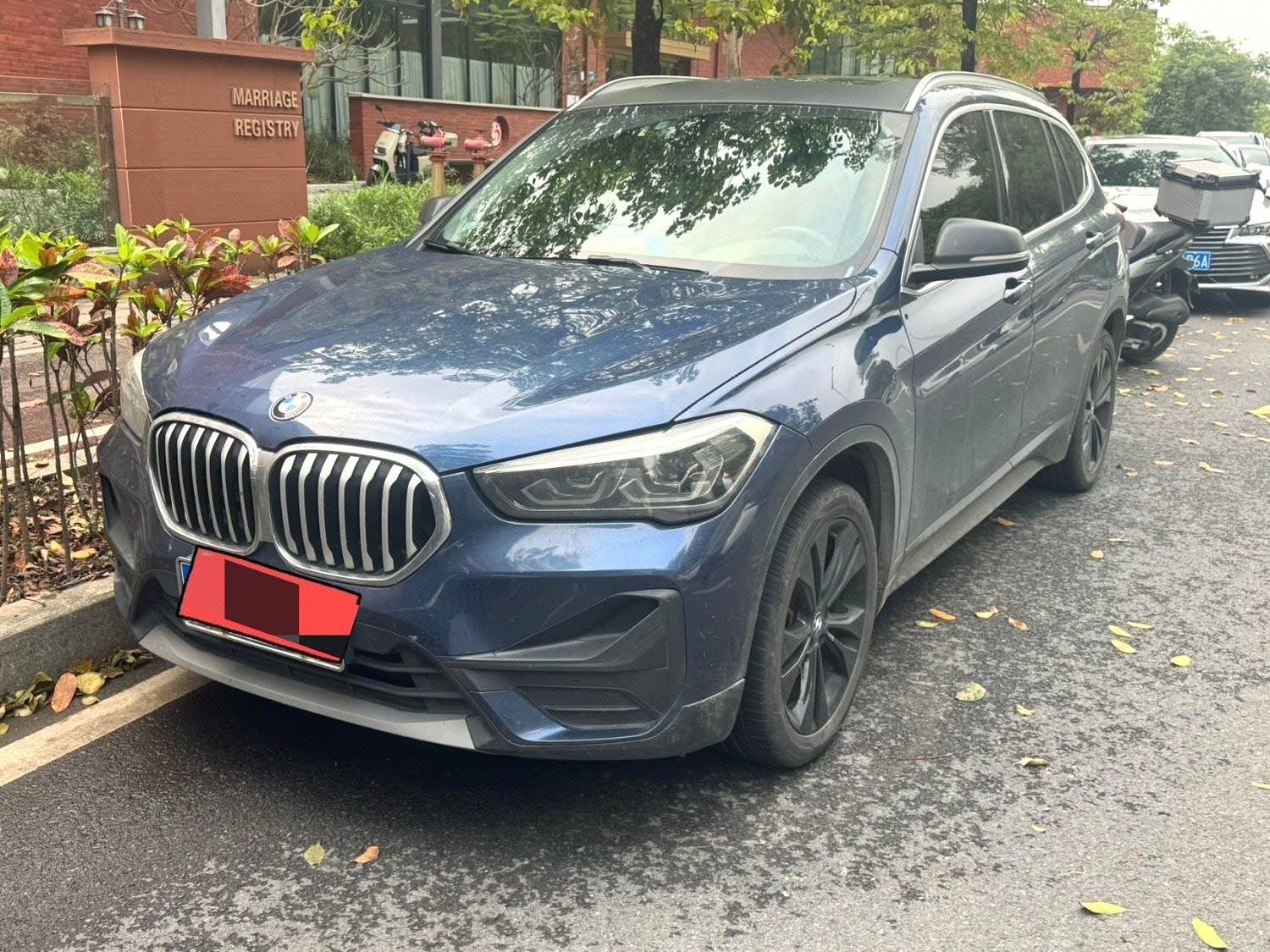 BMW X1 2021 car image 