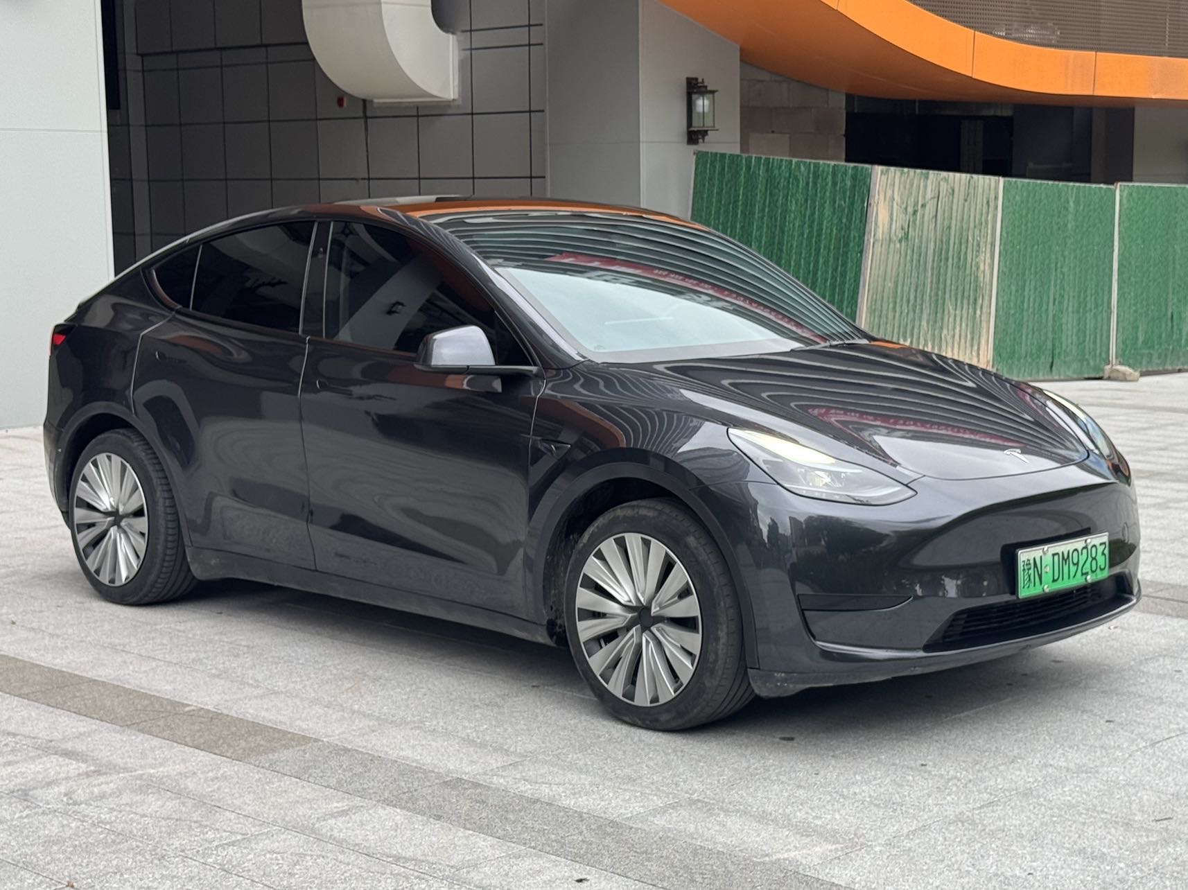 Tesla Model Y 2024 Tesla Model Y 2024 car image