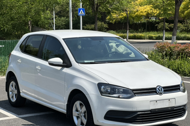 Volkswagen Polo 2018 car image #4