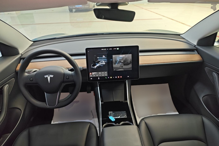 Tesla Model 3 2020 #11 Tesla Model 3 2020 car image #11