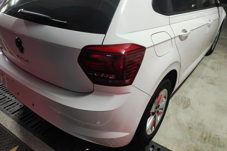 Volkswagen Polo 2023 car image #8