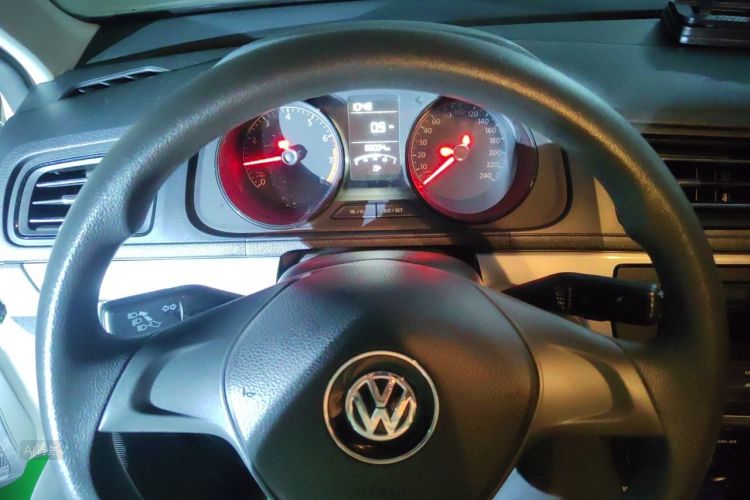Volkswagen Lavida 2020 car image #13