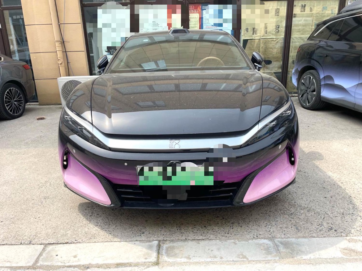 BYD HanL 2025 car image #2