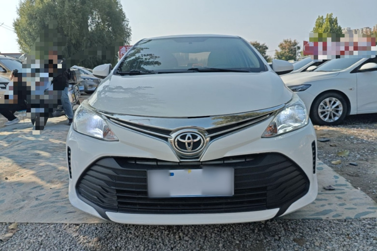 Toyota Vios 2017 صورة سيارة #3