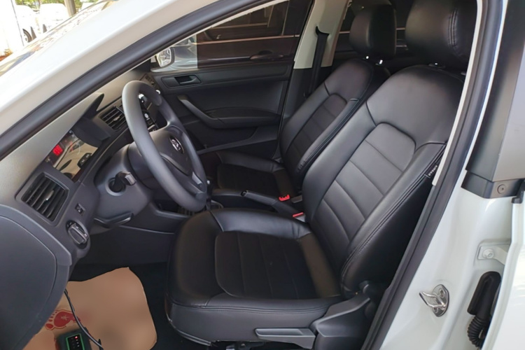 Volkswagen Santana 2020 car image #19