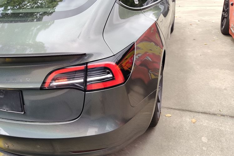 Tesla Model 3 2023 car image #8