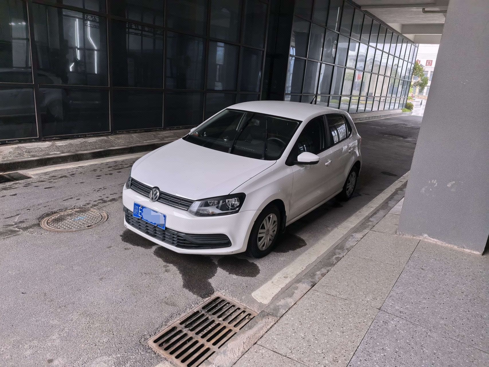 Volkswagen Polo 2019 Volkswagen Polo 2019 car image