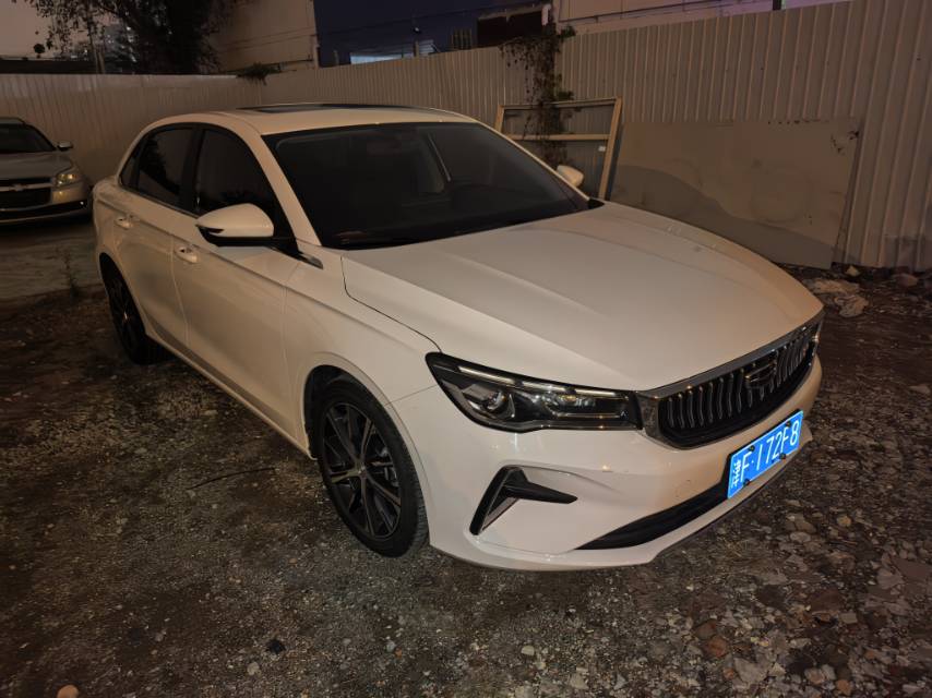 GEELY Emgrand 2022 #2 GEELY Emgrand 2022 car image #2
