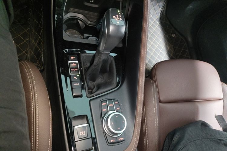 BMW X1 New Energy 2019 #14 BMW X1 New Energy 2019 car image #14