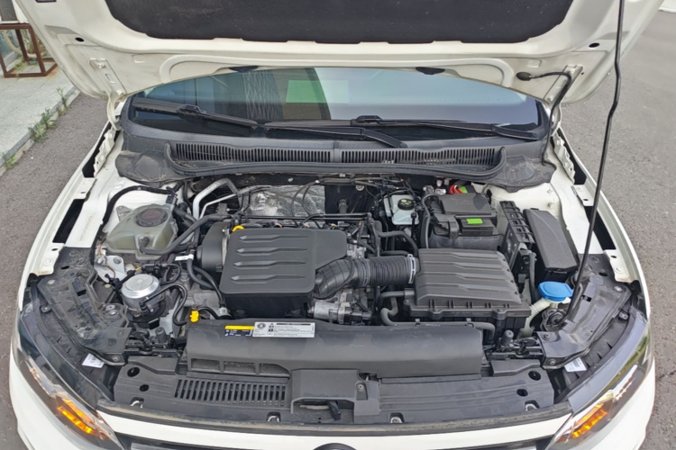 Volkswagen Polo 2021 car image #20