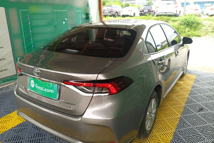 Toyota Corolla 2019 immagine di auto #7