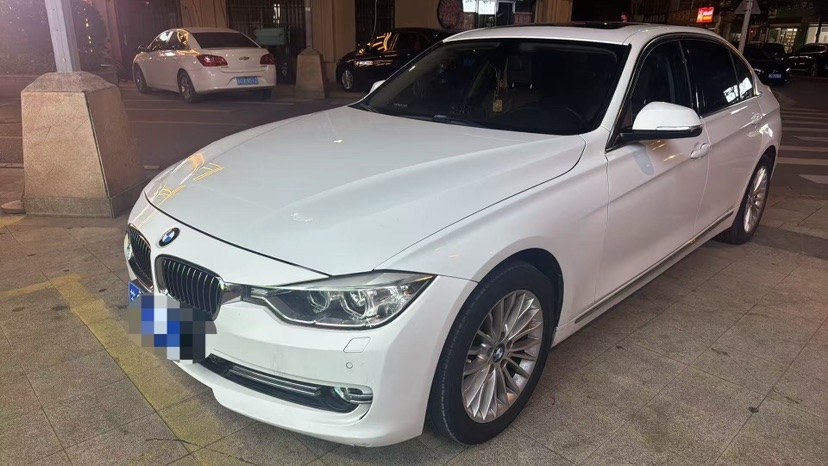 BMW 3 Series 2013 car image 