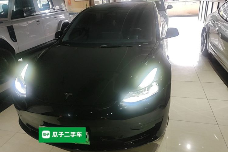 Tesla Model 3 2023 car image #3